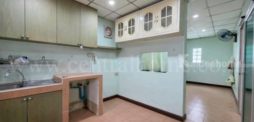 บ้านเดี่ยว 70 ตารางวา หมู่บ้านเสนานิเวศน์ โครงการ 2 บ้านสวย สภาพดีมาก พร้อมอยู่