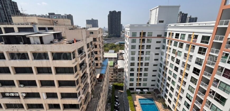 คอนโด ไลฟ์ @ บีทีเอส ท่าพระ เฟอร์ Built-in สภาพดี ราคาถูก