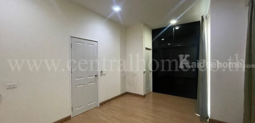 ทาวน์เฮ้าส์ โกลเด้น ทาวน์ ปิ่นเกล้า – จรัญสนิทวงศ์ หลังริม พร้อมเข้าอยู่