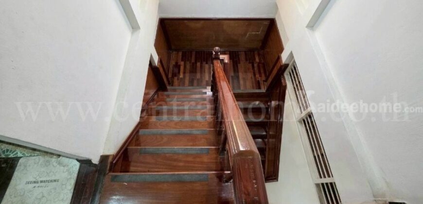 บ้านเดี่ยว 70 ตารางวา หมู่บ้านเสนานิเวศน์ โครงการ 2 บ้านสวย สภาพดีมาก พร้อมอยู่