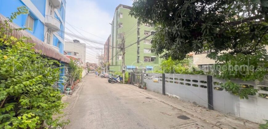 บ้านเดี่ยว ซอย ประชาชื่นนนทบุรี 8 ตรงข้าม ม. ธุรกิจบัณฑิตย์