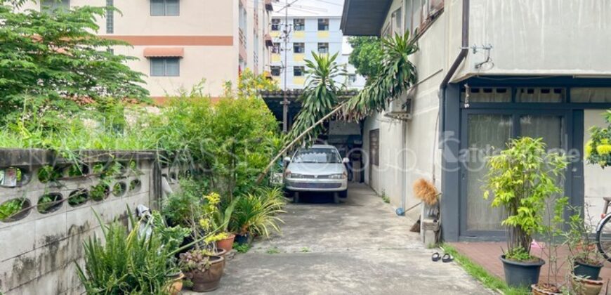 บ้านเดี่ยว ซอย ประชาชื่นนนทบุรี 8 ตรงข้าม ม. ธุรกิจบัณฑิตย์