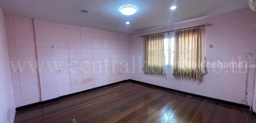 ทาวน์เฮ้าส์ ประชานิเวศน์ ซอย 3 ราคาถูก