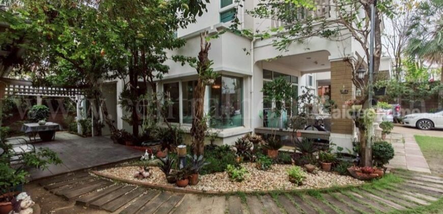 บ้านเดี่ยว ลัดดารมย์ ราชพฤกษ์ – รัตนาธิเบศร์ 2 โครงสร้างดี พร้อมเรือนรับรอง