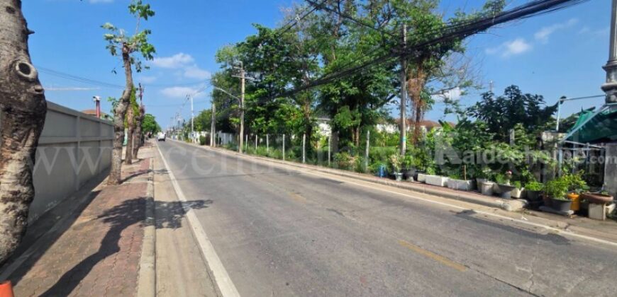 ที่ดินถมแล้ว 4 ไร่ ซอยพระแม่การุณย์ ศรีสมาน เดินทางสะดวก ใกล้ทางด่วน