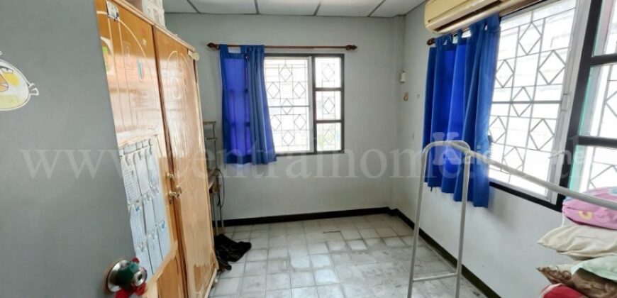 บ้านแฝด พระปิ่น 5 เอกชัย 109 ราคาถูกที่สุดในโครงการ