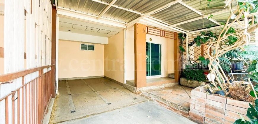 ทาวน์โฮม ไอลีฟ ทาวน์ พระราม 2 กม.14 ต่อเติมครบ สภาพดี พร้อมอยู่