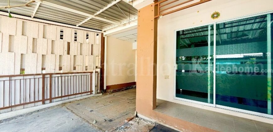 ทาวน์โฮม ไอลีฟ ทาวน์ พระราม 2 กม.14 ต่อเติมครบ สภาพดี พร้อมอยู่