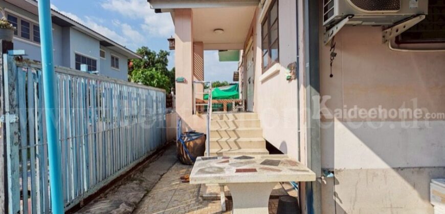 บ้านเดี่ยว 2 หลัง 53.3 ตารางวา ซอยเทิดราชัน 33