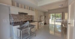 ทาวน์โฮม 2 ชั้น วิลลาจจิโอ บางนา ซอยเอแบค บ้านสวยใหม่มาก พร้อมอยู่ ราคาถูก