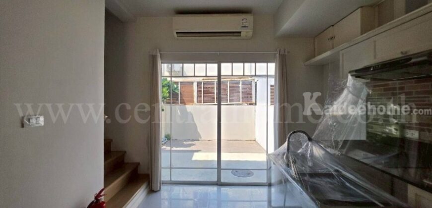 ทาวน์โฮม 2 ชั้น วิลลาจจิโอ บางนา ซอยเอแบค บ้านสวยใหม่มาก พร้อมอยู่ ราคาถูก