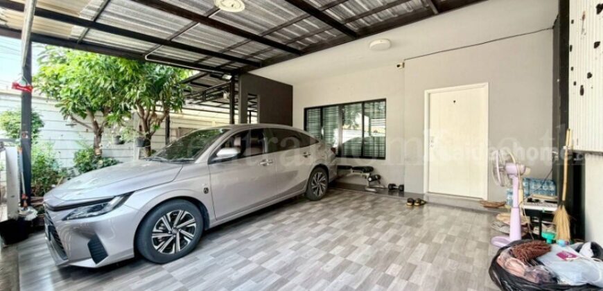 ทาวน์โฮม เดอะ คอนเนค ดอนเมือง – เทิดราชัน หลังริม ใกล้สนามบินดอนเมือง