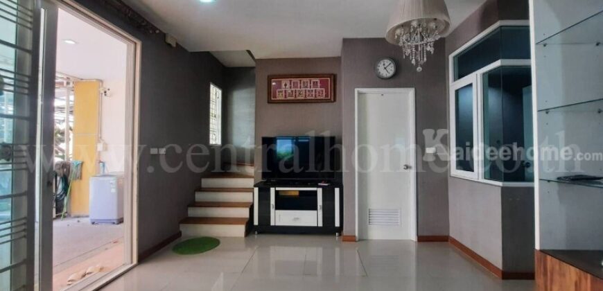 ทาวน์เฮ้าส์ โกลเด้น อเวนิว แจ้งวัฒนะ – ติวานนท์ หลังมุม เฟอร์ครบ พร้อมอยู่