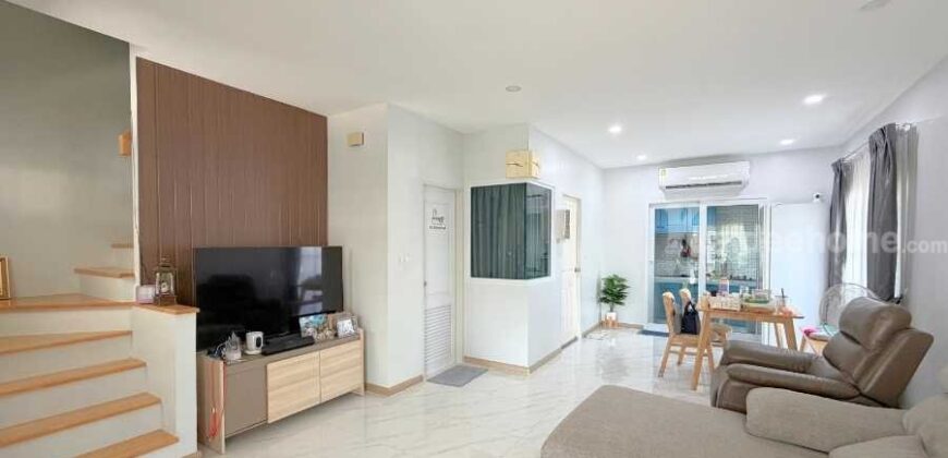 ขาย!! ทาวน์โฮม บ้านดี เดอะแฮมิลตัน กาญจนาภิเษก-บางใหญ่ (หลังมุม ขนาด 29 ตร.ว.) บ้านกล้วย-ไทรน้อย นนทบุรี : Baan D The Hamilton Kanjanaphisek-Bangyai