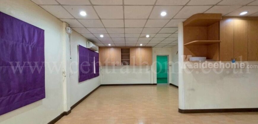 บ้านเดี่ยว 70 ตารางวา หมู่บ้านเสนานิเวศน์ โครงการ 2 บ้านสวย สภาพดีมาก พร้อมอยู่