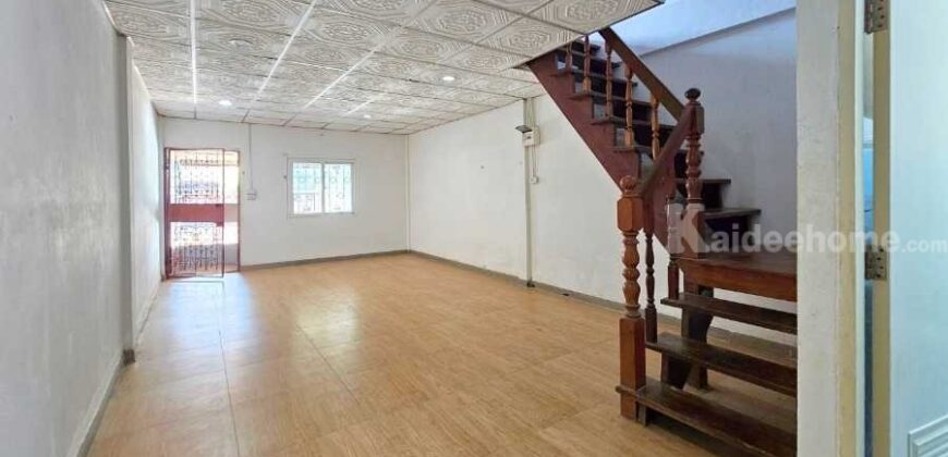 ขายถูก!! ทาวน์เฮ้าส์ 2 ชั้น หงส์ประยูร1 บางบัวทอง (ขนาด 17 ตร.ว.) เข้าออกได้หลายทาง ใกล้แยกบางพลู อ.บางบัวทอง จ.นนทบุรี