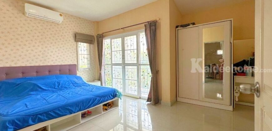 ขาย!! บ้านแฝด พนาสนธิ์วิลล่า ลำลูกกา-คลอง4 (42 ตร.ว.) ถนนพระองค์เจ้าสาย คลองสี่ ปทุมธานี ใกล้ตลาดกลาง ลาดสวาย เพียง 300 เมตร