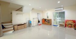 ขาย!! ทาวน์โฮม วิลเลต ไลท์ รัตนาธิเบศร์ (ขนาด 20 ตร.ว.) ถ.บางใหญ่-บางคูลัด นนทบุรี : Villette Lite Rattanathibet