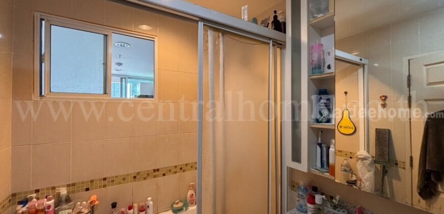 คอนโด ไลฟ์ @ บีทีเอส ท่าพระ เฟอร์ Built-in สภาพดี ราคาถูก