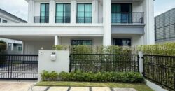 รหัสC7084 ให้เช่าบ้านเดี่ยวหลังมุม พร้อมหิ้วกระเป๋าเข้าอยู่ได้เลย โครงการเศรษฐสิริ เสรีไทย บ้านตกแต่งพร้อมอยู่