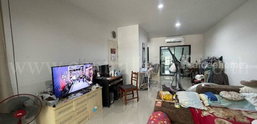 ทาวน์เฮ้า อิงทาวน์ ติวานนท์ ทำเลดี ต้นซอย พร้อมอยู่ ราคาถูก