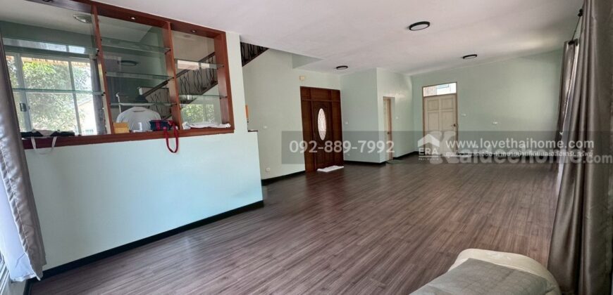 ขายบ้านเดี่ยว 2 ชั้น หมู่บ้านสารินซิตี้ วงตะวัน ถนนพระราม2 ซอยเจษฎาวิถี พื้นที่ 109.9 ตรว. ขายเพียง 4.9 ล้านบาท ราคานี้ถูกที่สุดในโครงการแล้ว ใกล้เซ็นทรัล มหาชัย