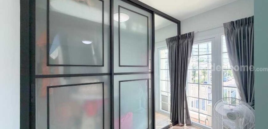 ขาย!! ทาวน์โฮม บ้านดี เดอะแฮมิลตัน กาญจนาภิเษก-บางใหญ่ (หลังมุม ขนาด 29 ตร.ว.) บ้านกล้วย-ไทรน้อย นนทบุรี : Baan D The Hamilton Kanjanaphisek-Bangyai