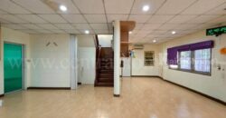 บ้านเดี่ยว 70 ตารางวา หมู่บ้านเสนานิเวศน์ โครงการ 2 บ้านสวย สภาพดีมาก พร้อมอยู่