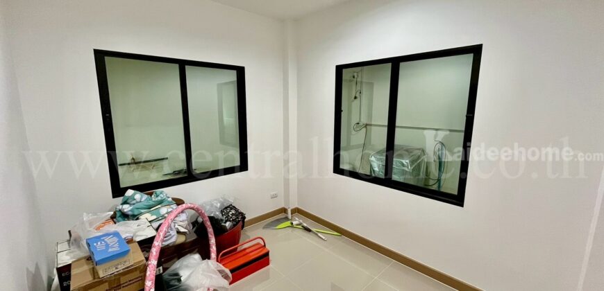 บ้านแฝด กรูฟ วิลล์ อยุธยา 4 – โรจนะ หลังริม