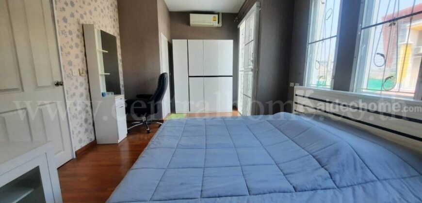 ทาวน์เฮ้าส์ โกลเด้น อเวนิว แจ้งวัฒนะ – ติวานนท์ หลังมุม เฟอร์ครบ พร้อมอยู่