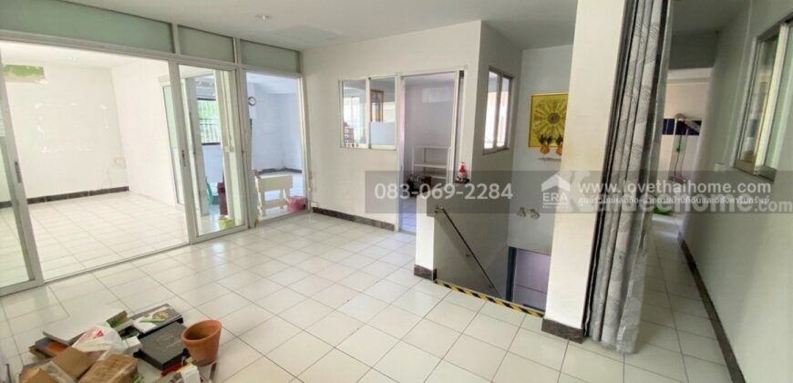 ขาย ออฟฟิศ พร้อม โกดัง ลาดพร้าว 87 ใกล้จุดขึ้นลงทางด่วน และ รถไฟฟ้า