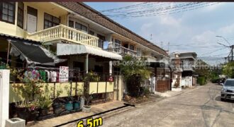 ขายบ้าน ทาวน์เฮ้าส์ ม.อยู่เจริญ พหลโยธิน40 ตรงข้าม ม.เกษตรศาสตร์ ใกล้สถานีรถไฟฟ้า 600 เมตร