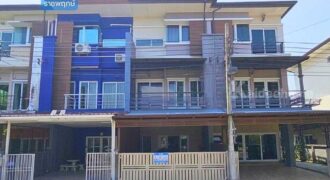 ขายถูก!! ทาวน์โฮม 3 ชั้น เดอะสตอรี่ ราชพฤกษ์ (ขนาด 20 ตร.ว.) ถ.บางกรวย-ไทรน้อย ต.บางกร่าง เมืองนนทบุรี : The Story Ratchaphruk
