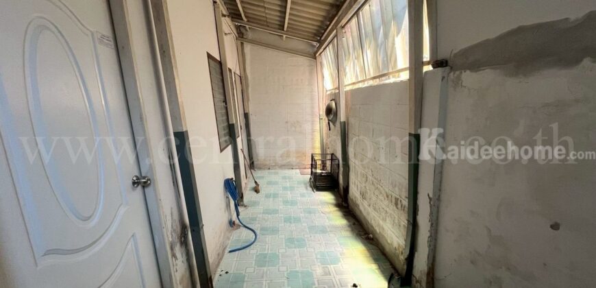 ทาวน์เฮ้าส์ ซอยโกสุมรวมใจ 38 ดอนเมือง หลังมุม ราคาถูก ใกล้สนามบิน