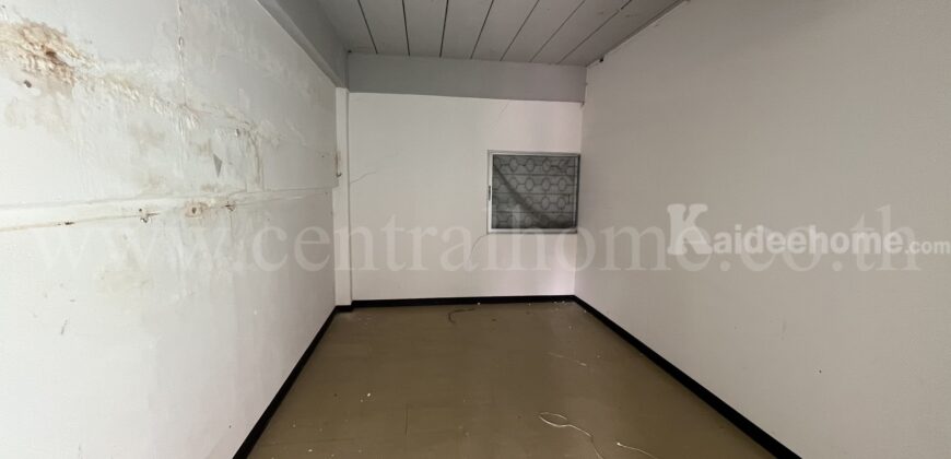 ให้เช่า อาคารสำนักงาน 3 ชั้น ติดถนนกำแพงเพชร 6 ทำเลดี ใกล้รถไฟฟ้า ราคาถูก 