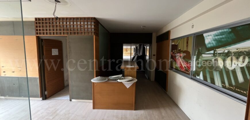 ให้เช่า อาคารสำนักงาน 3 ชั้น ติดถนนกำแพงเพชร 6 ทำเลดี ใกล้รถไฟฟ้า ราคาถูก 