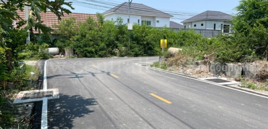 ที่ดินเปล่า ถมแล้ว 560 ตร.วา ซอยเทศบาลบางปู 11 (สุขุมวิท) สมุทรปราการ