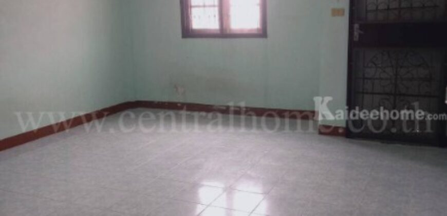 ทาวน์เฮ้าส์ 16 ตารางวา หมู่บ้านพนาสนธิ์ 9 ราคาถูก