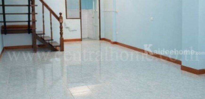 ทาวน์เฮ้าส์ 16 ตารางวา หมู่บ้านพนาสนธิ์ 9 ราคาถูก