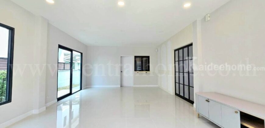 บ้านเดี่ยว เซนโทร ติวานนท์ – ศรีสมาน บ้านใหม่ ถูกสุดในโครงการ