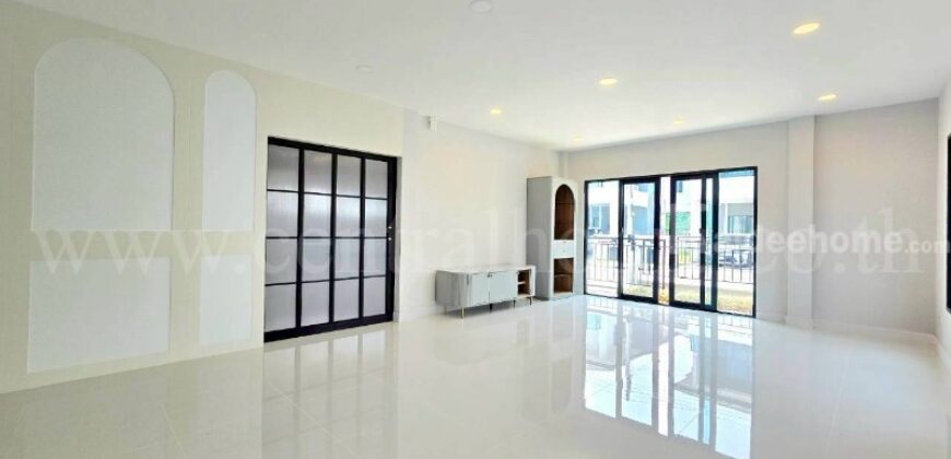 บ้านเดี่ยว เซนโทร ติวานนท์ – ศรีสมาน บ้านใหม่ ถูกสุดในโครงการ