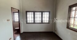 ทาวน์เฮ้าส์ 3 ชั้น ซอยงามวงศ์วาน 47 โครงสร้างดี แปลงริม เหมาะลงทุนรีโนเวท