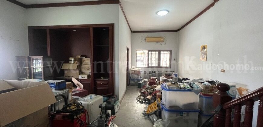 ทาวน์เฮ้าส์ 3 ชั้น ซอยงามวงศ์วาน 47 โครงสร้างดี แปลงริม เหมาะลงทุนรีโนเวท