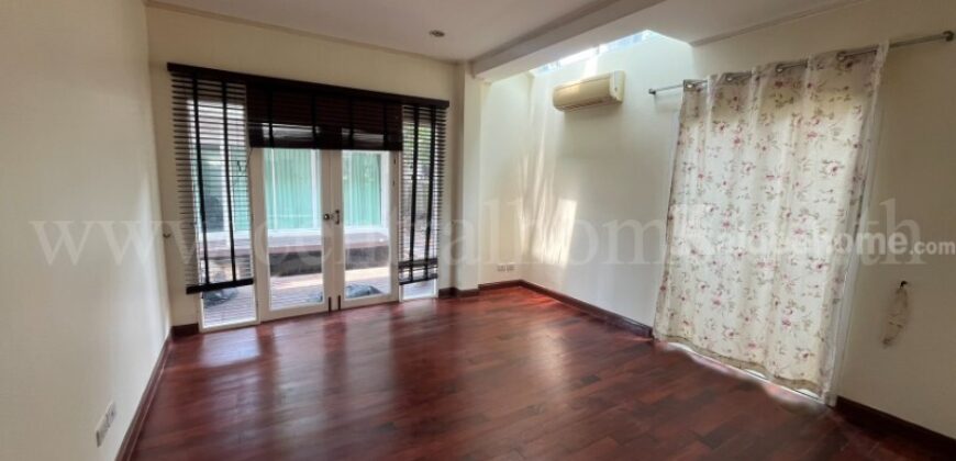 บ้านเดี่ยว แกรนด์โฮม พหลโยธิน 48 พร้อมเรือนรับรอง สภาพดี หลังมุม