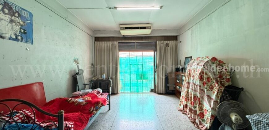 ตึกแถว อาคารพาณิชย์ 3 ชั้น ซอยสาธุประดิษฐ์ 31 ถนนพระราม 3 ใกล้เซ็นทรัลพระราม 3