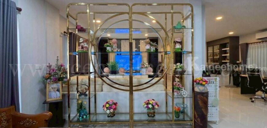 บ้านเดี่ยว เซนโทร สาทร – กัลปพฤกษ์ หลังมุม ราคาถูก พร้อมอยู่