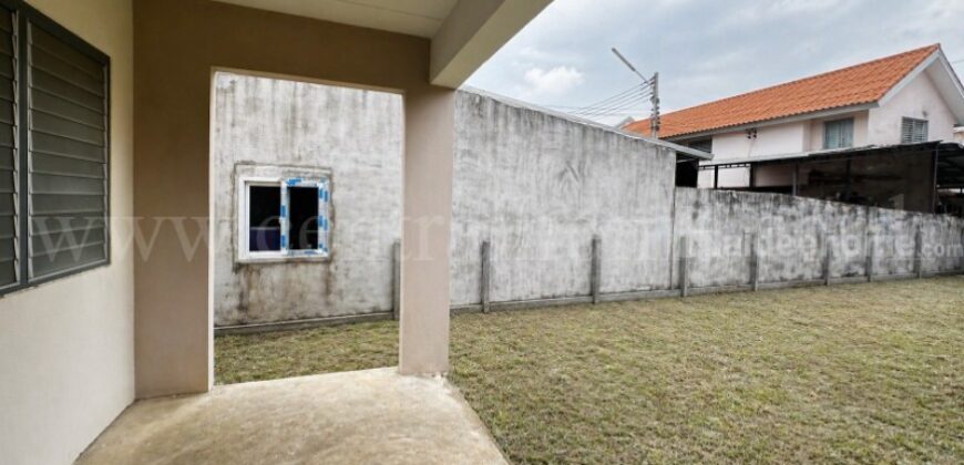 ทาวน์เฮ้าส์ เอื้ออาทร รังสิต – คลอง 2 ยังไม่เคยเข้าอยู่ หลังริม ราคาถูก