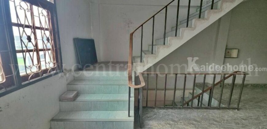 อาคารพาณิชย์ 3 ชั้นครึ่ง เกษมสุวรรณ 5 ตรงข้ามวัดบางนมโค ราคาถูกมาก