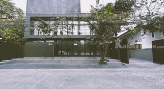 รหัสC7109 ให้เช่าอาคารสำนักงาน 2 หลังในพื้นที่เดียวกัน รีโนเวทใหม่ ถนนรัชดาภิเษก 32 ตรงข้ามศาลอาญา