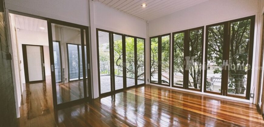 รหัสC7109 ให้เช่าอาคารสำนักงาน 2 หลังในพื้นที่เดียวกัน รีโนเวทใหม่ ถนนรัชดาภิเษก 32 ตรงข้ามศาลอาญา